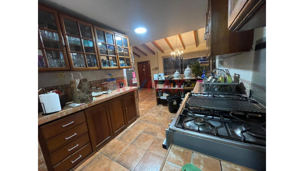Se Vende Hermoso Duplex En Piso 3 - Salamanca De Monterrico — foto 5