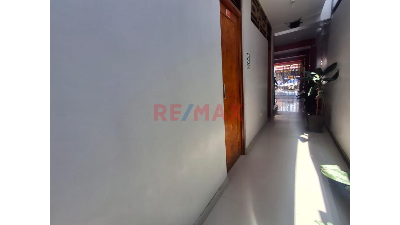 Venta De Hospedaje De 4 Pisos En Pleno Centro De Tarapoto - Zona De Alto Comercio - 8