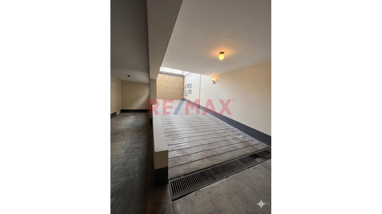 Exclusivo Dúplex Con Gran Terraza: Amplitud Y Confort En Un Solo Lugar / 223 M2 — foto 4