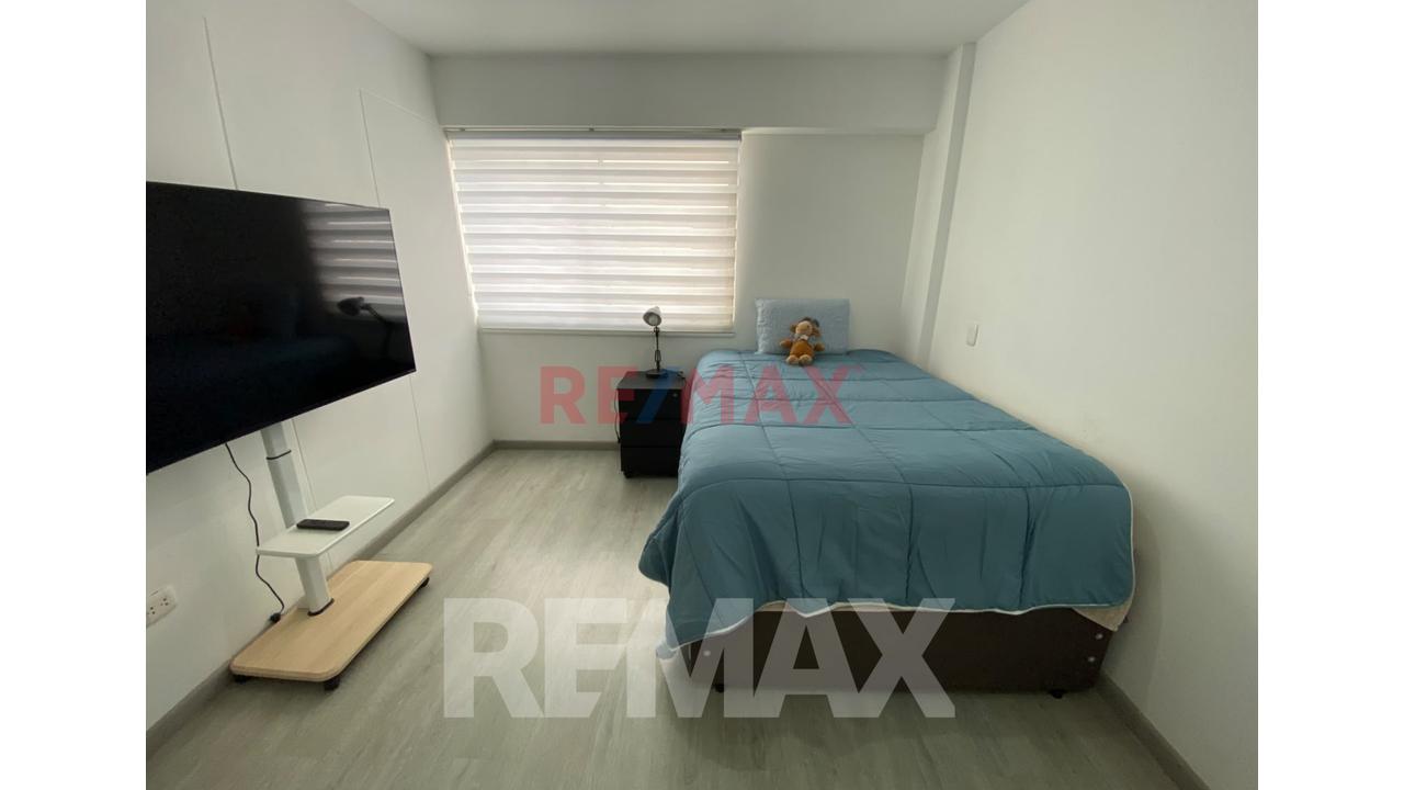 Vive Frente Al Mar En San Miguel | Exclusividad, Amplitud Y Una Vista Inigualable — foto 2