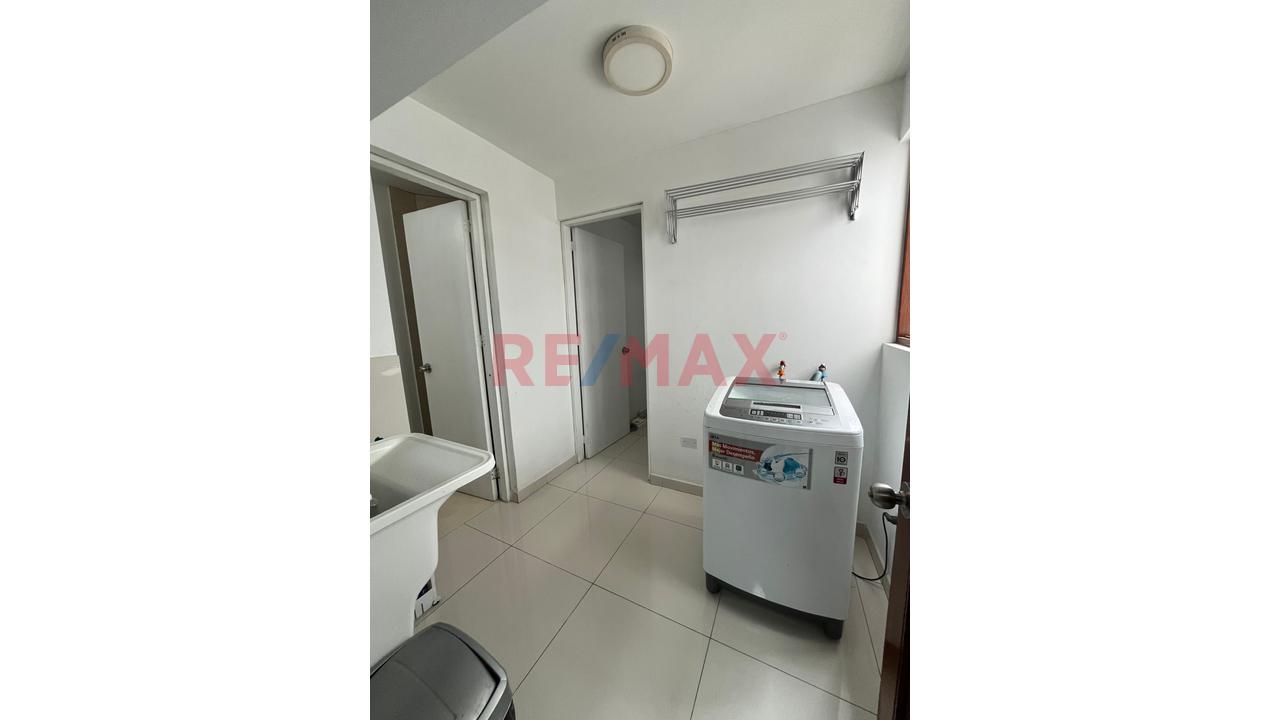 Venta Departamento En Valle Hermoso Oeste Surco — foto 14