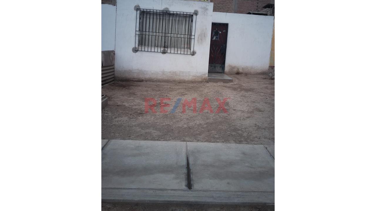 Venta De Casa En Carabayllo - A 3 Cuadras De La Av Tupac Amaru