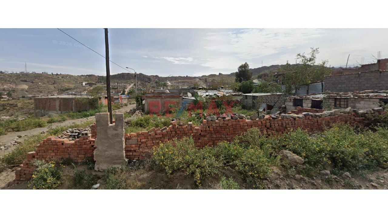 Terreno En Esquina Villa Confraternidad - 2