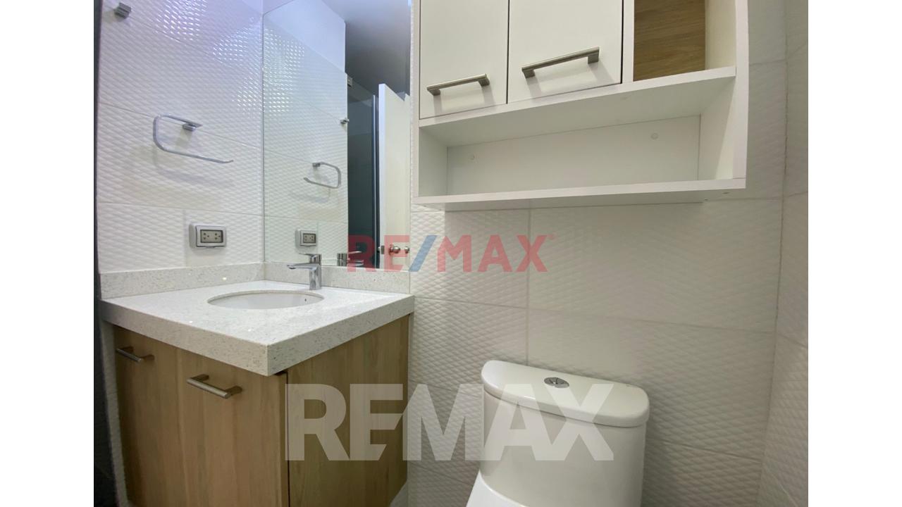 Se Vende Departamento En Magdalena Del Mar, Límite Con San Isidro — foto 2