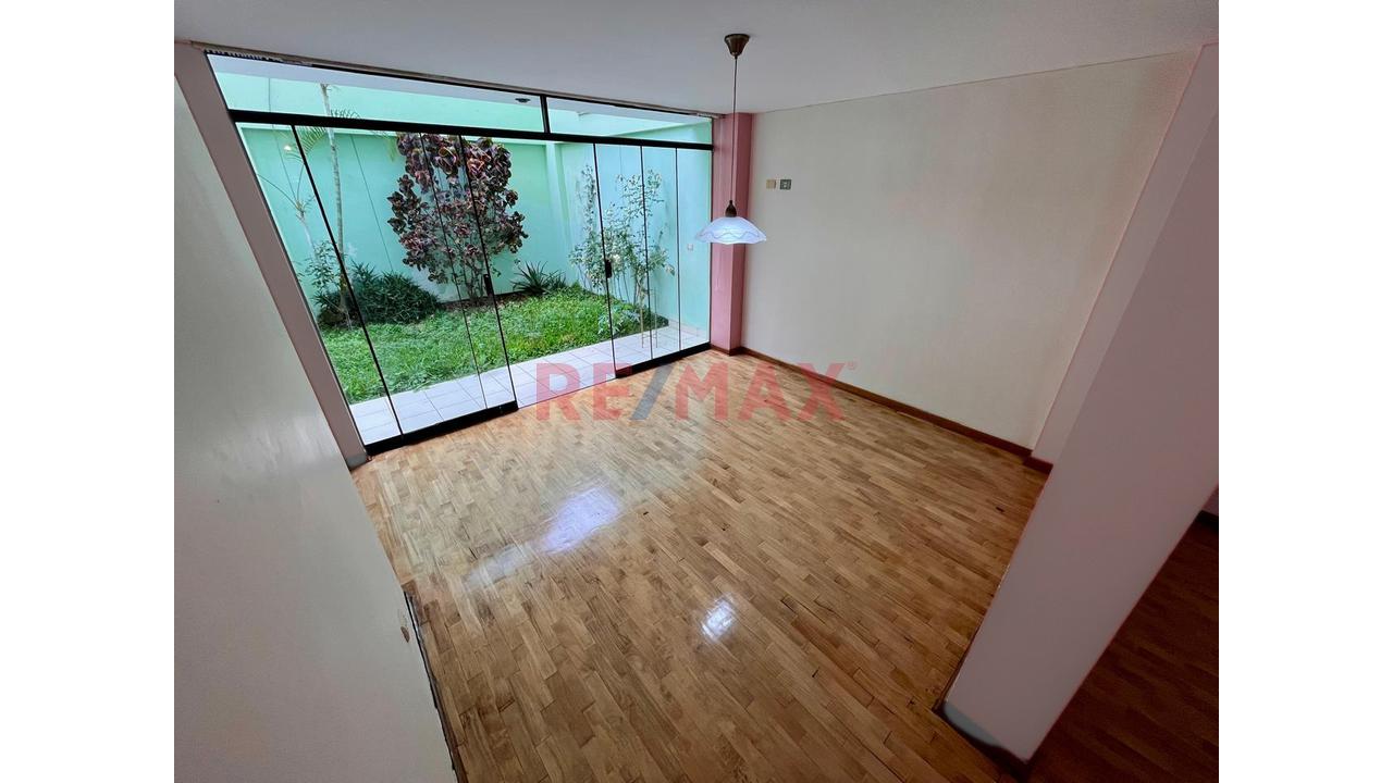 Vendo Casa De 4 Pisos En San Miguel | Espacio Comodidad Y Versatilidad - 7