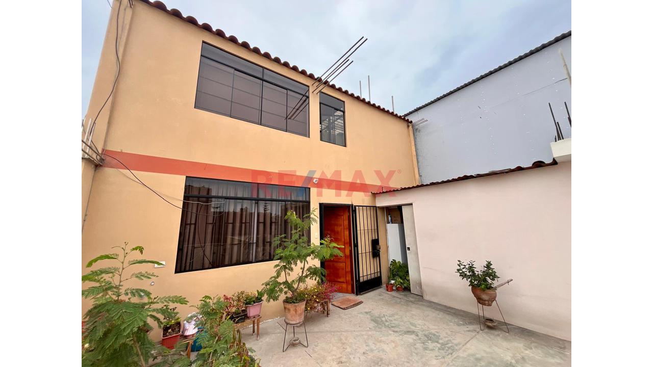 Vendo Casa De 4 Pisos En San Miguel | Espacio Comodidad Y Versatilidad - 17