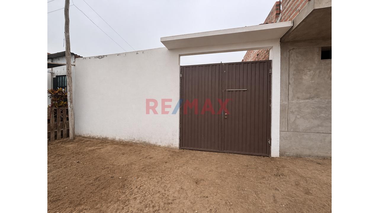 Venta De Terrreno Cercado Con Portón Amplio Cerca Al Mar - Punta Negra - 3