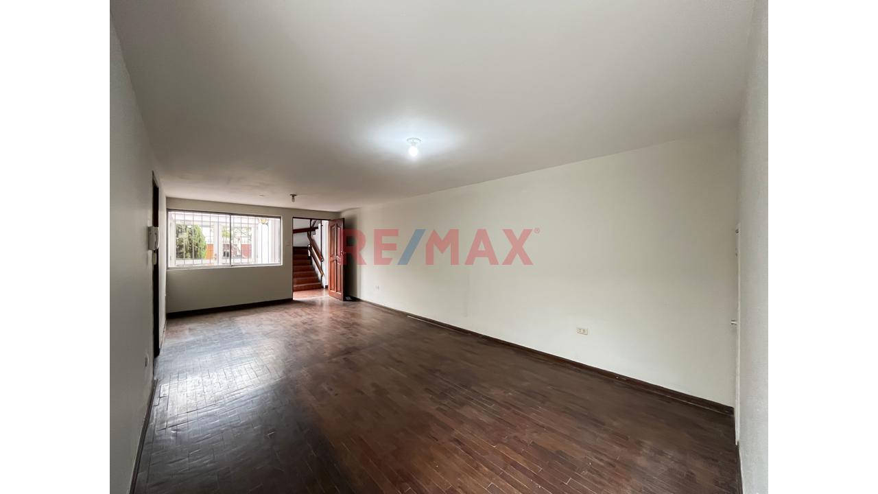 Bajo De Precio Venta De Departamento En Miraflores — foto 6