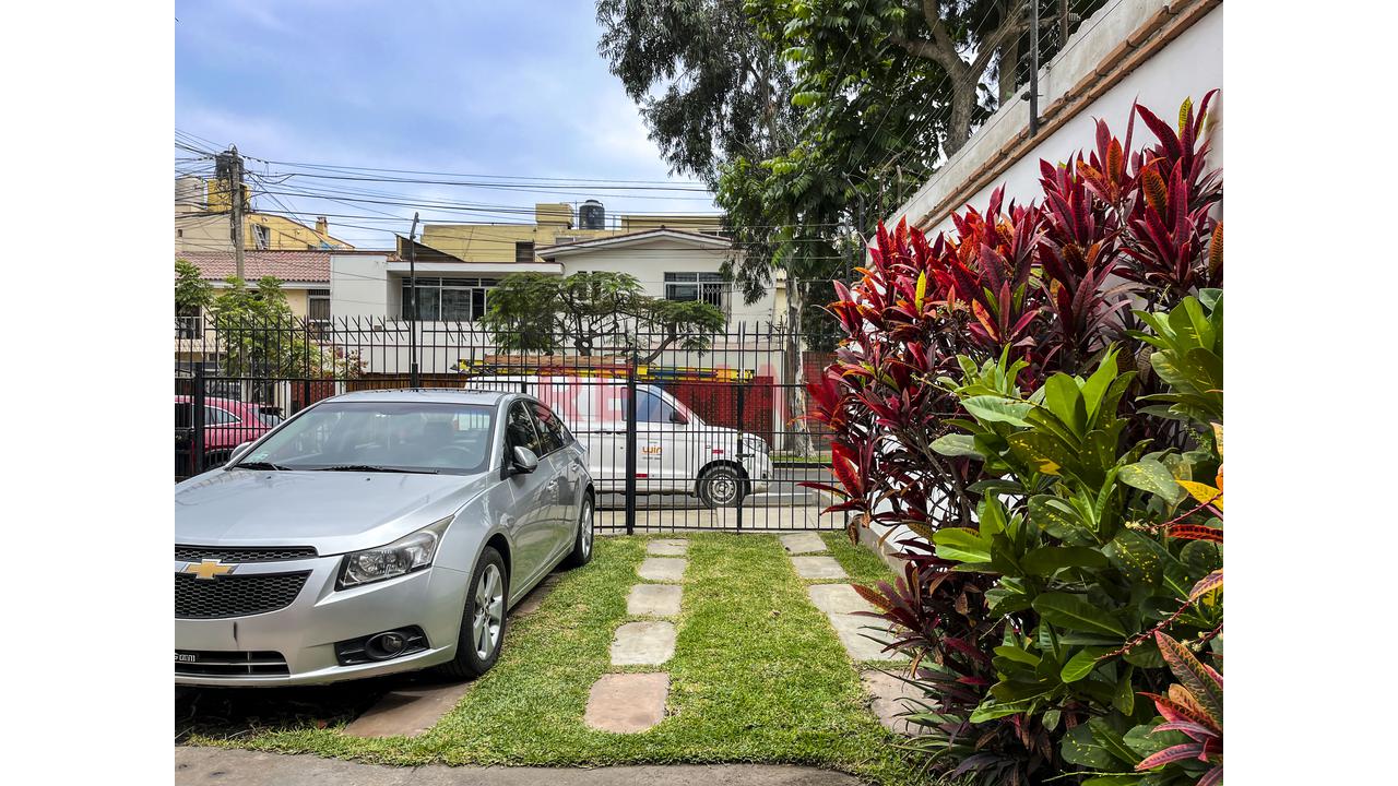 Bajo De Precio Venta De Departamento En Miraflores — foto 3