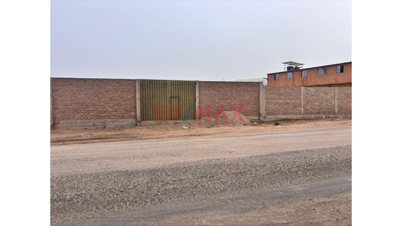 Terreno En Venta En Punta Negra Sobre Avenida Principal Con Gran Potencial Comercial - 4