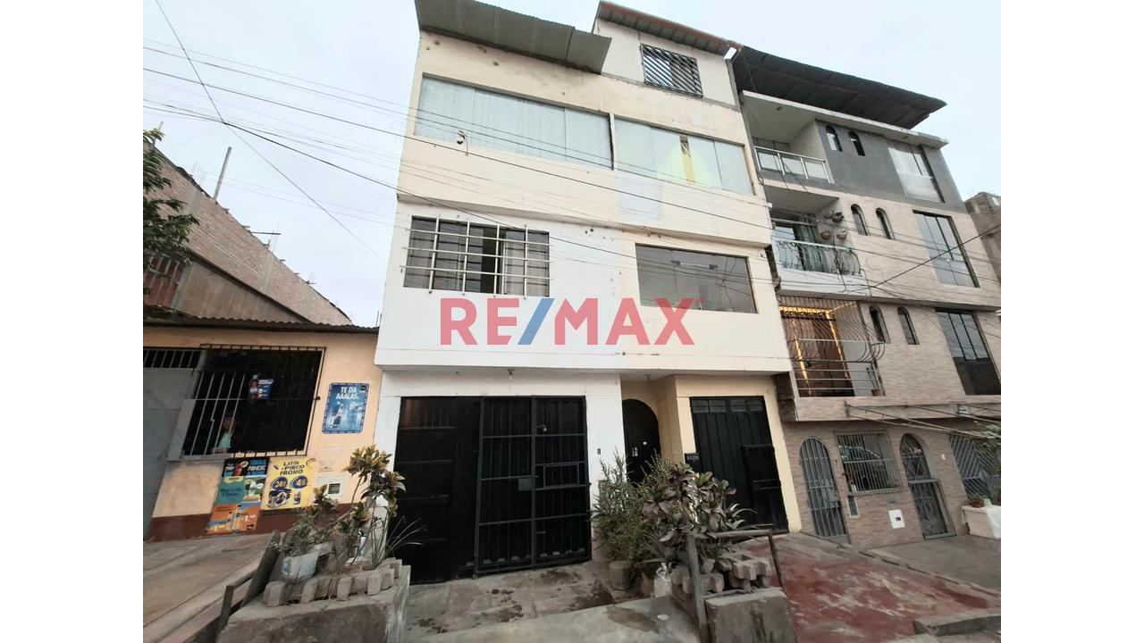 Vendo Casa De 3 Pisos San Juan De Miraflores - 1