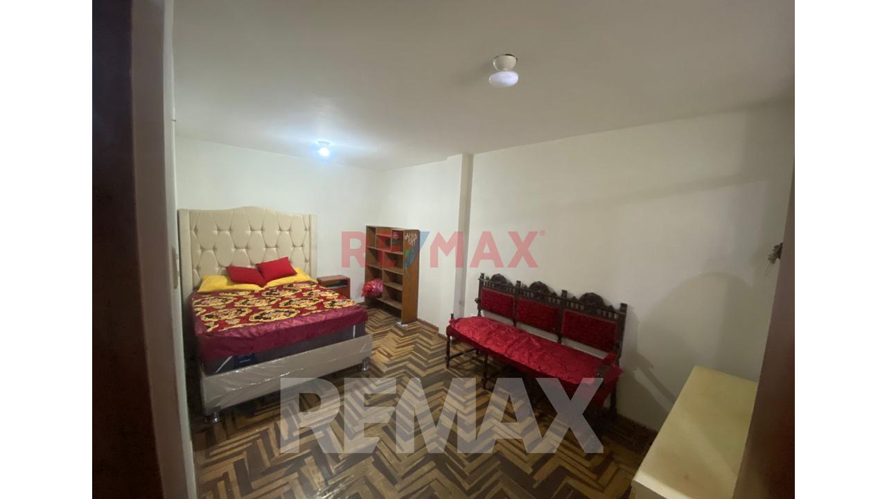 Vendo Casa De 3 Pisos Mas Azotea  En Zona Residencial Brisas De Oquendo Callao — foto 10