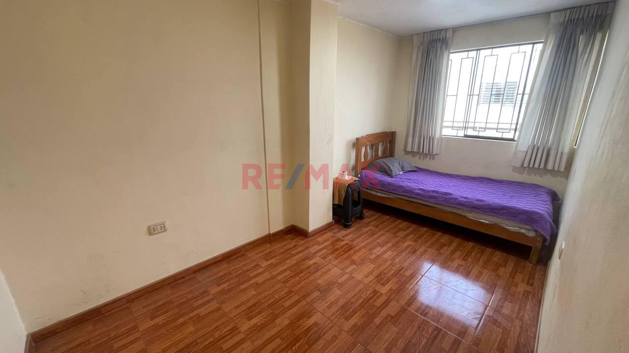 Venta De Departamento En Ate - 4