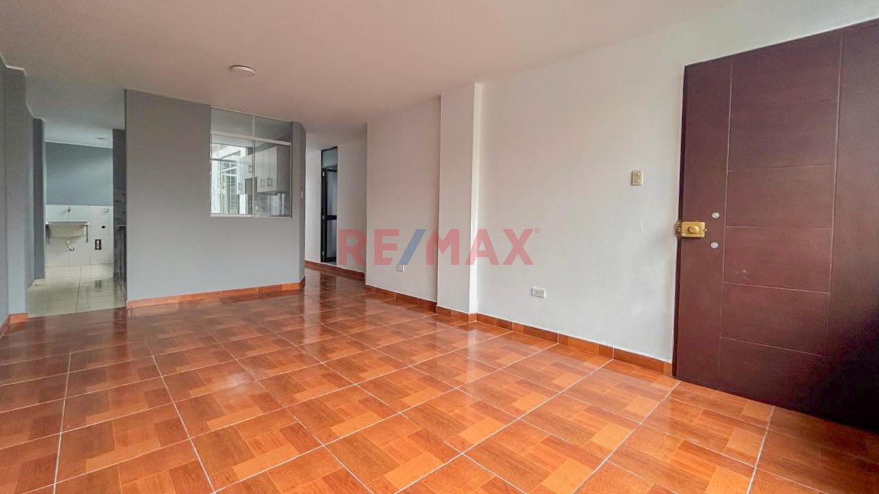 Se Vende Hermosos Departamento En Segundo Piso Con Acabados A1 En Sjl 2 Habitaciones Urb Los Jazmines — foto 3
