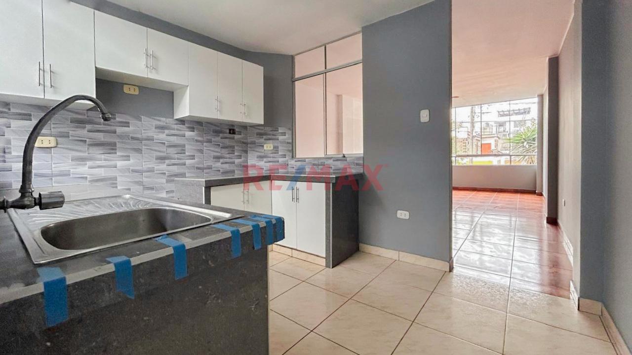 Se Vende Hermosos Departamento En Segundo Piso Con Acabados A1 En Sjl 2 Habitaciones Urb Los Jazmines — foto 5
