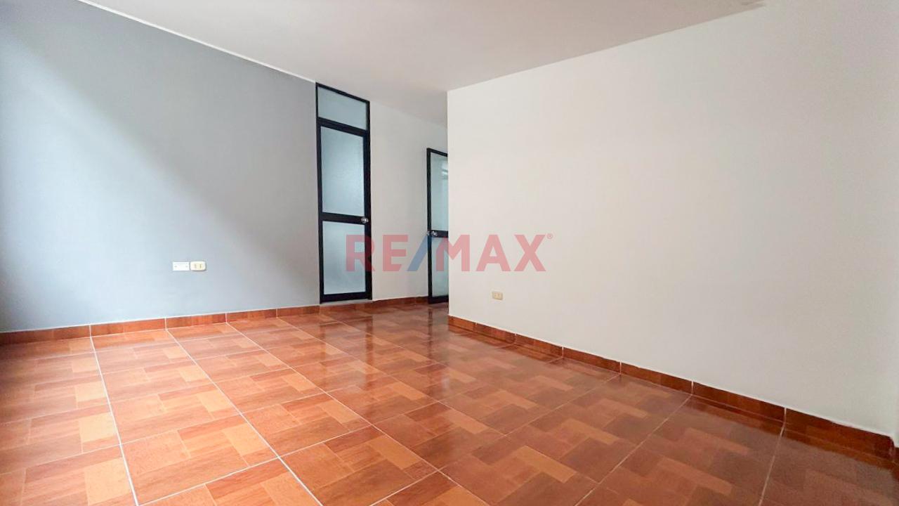 Se Vende Hermosos Departamento En Segundo Piso Con Acabados A1 En Sjl 2 Habitaciones Urb Los Jazmines — foto 10