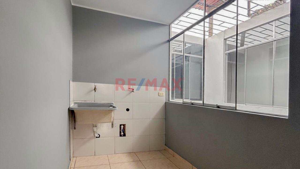 Se Vende Hermosos Departamento En Segundo Piso Con Acabados A1 En Sjl 2 Habitaciones Urb Los Jazmines — foto 6