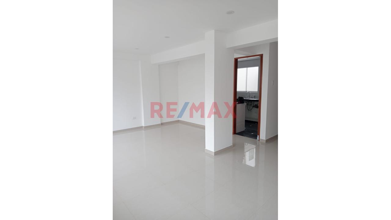 Vendo Departamento De Estreno En Santiago De Surco 4To Piso — foto 6
