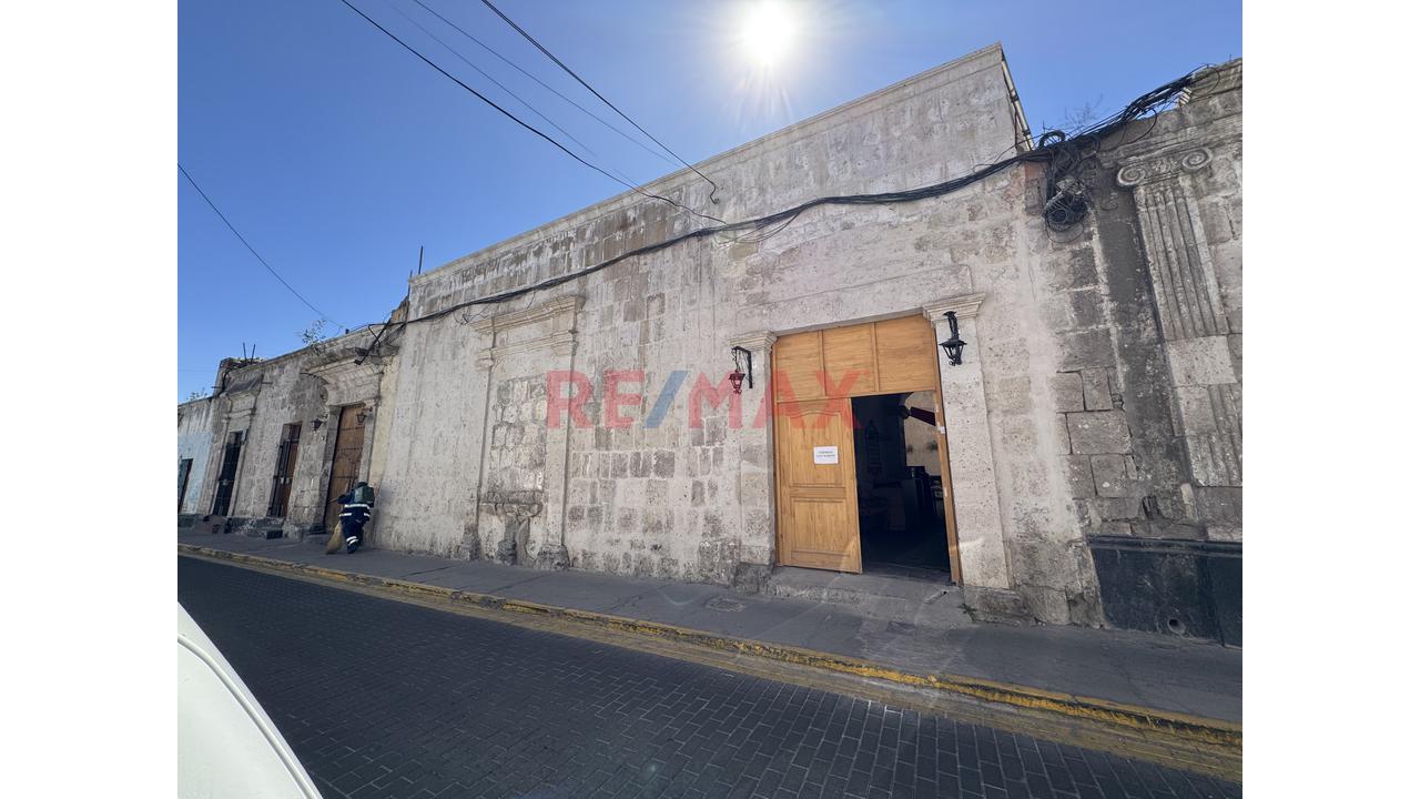 🏛️✨ ¡Inversión Única En El Centro Histórico De Arequipa! ✨🏛️