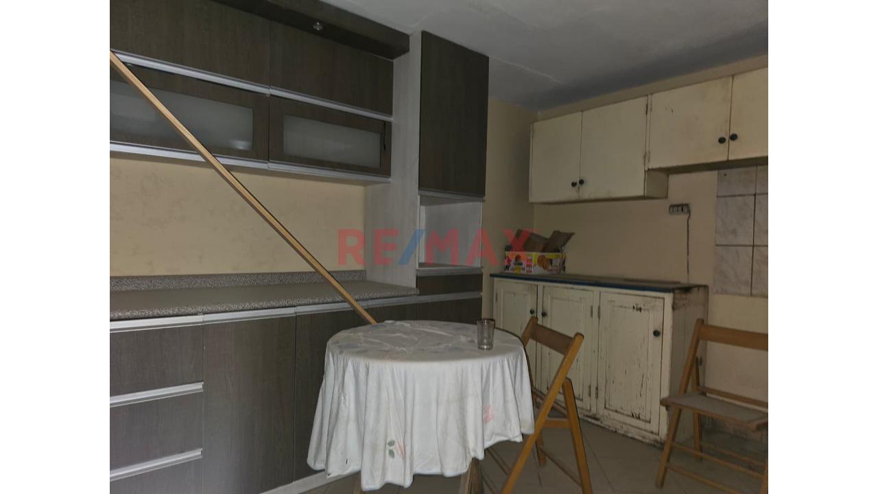 Vendo Casa En Urb. La Encalada - 10