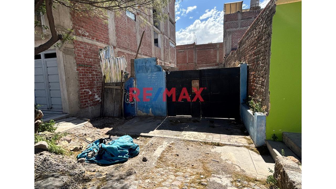 Terreno En Venta  Cayma - 🏡 ¡Invierte En Una De Las Zonas Con Mayor Proyección De Cayma! 📈 - 1
