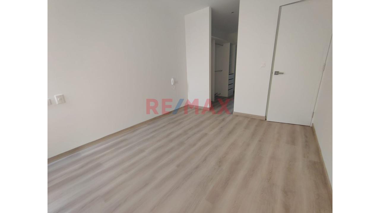 Vendo Departamento De Estreno Duplex De 156M²  Con Vista Panoramica En Surco — foto 3