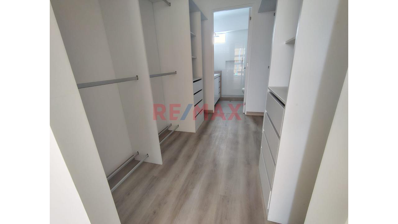 Vendo Departamento De Estreno Duplex De 156M²  Con Vista Panoramica En Surco — foto 8
