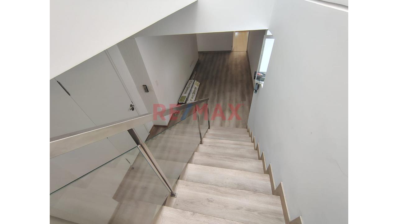 Vendo Departamento De Estreno Duplex De 156M²  Con Vista Panoramica En Surco — foto 5