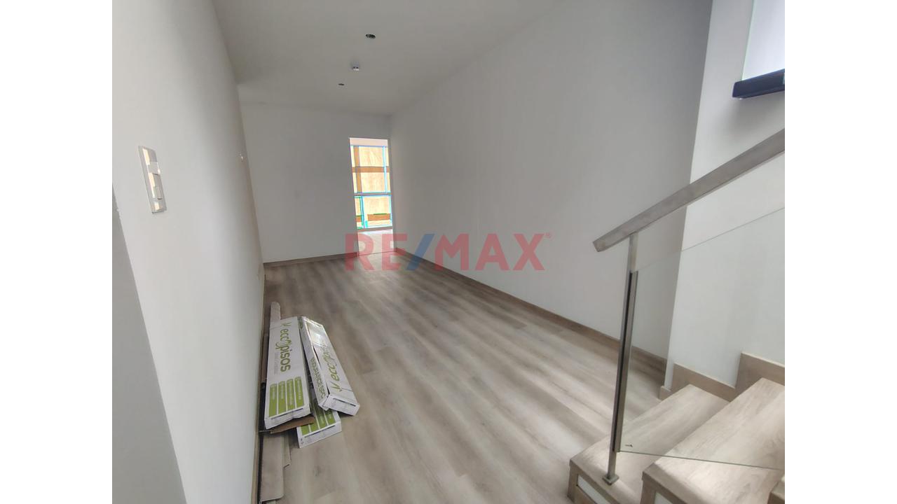Vendo Departamento De Estreno Duplex De 156M²  Con Vista Panoramica En Surco — foto 4