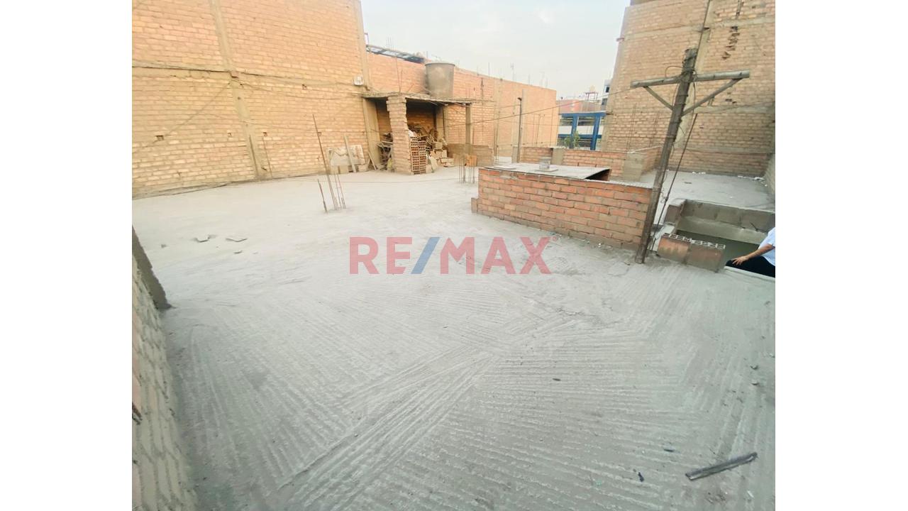 Venta De Casa Ate. Espacio Que  No Se Encuentra En Lima — foto 13
