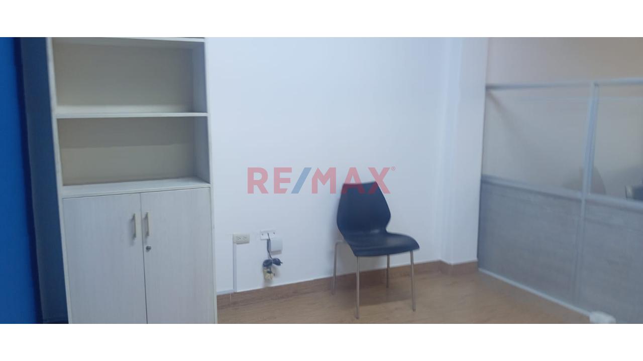 Oficina En Alquiler – 3Er Piso | Sol De La Molina (47 M²) - 6