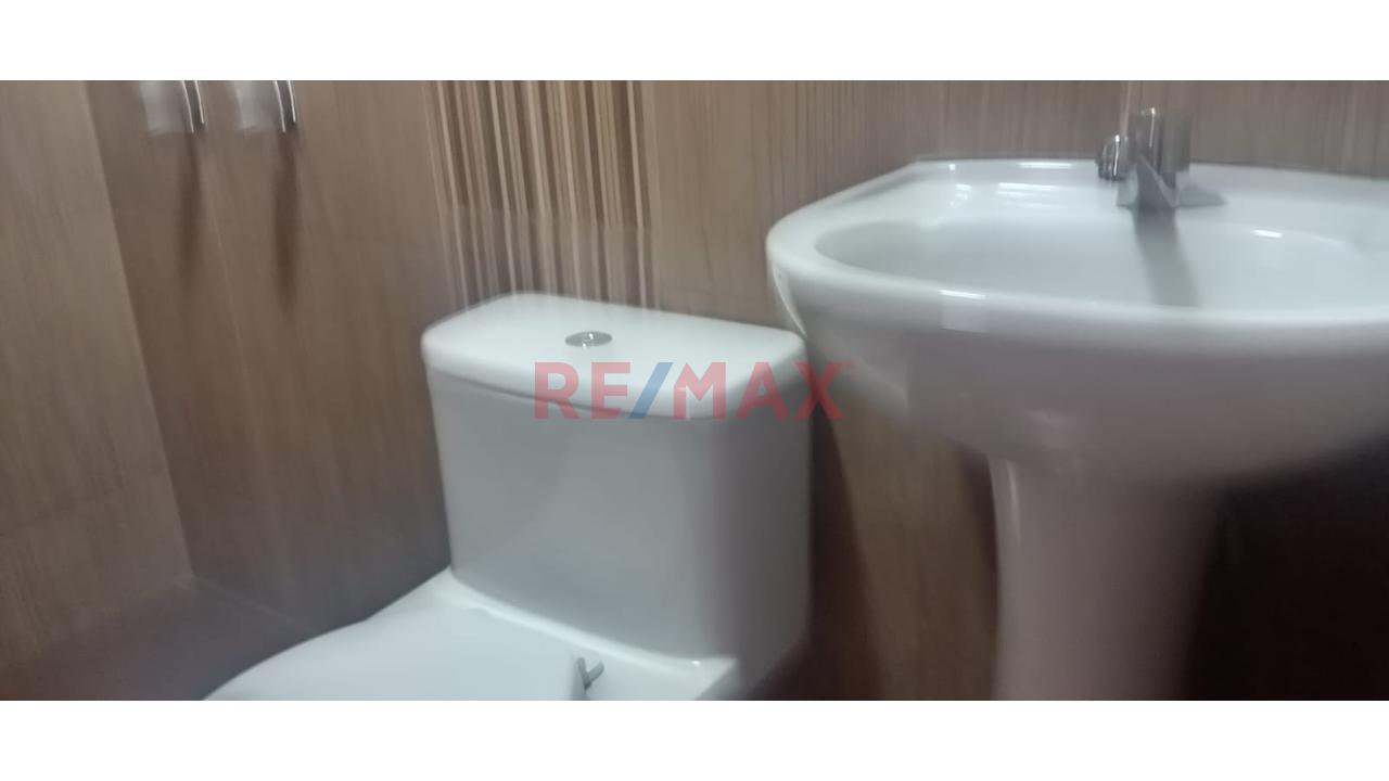 Oficina En Alquiler – 3Er Piso | Sol De La Molina (47 M²) - 3