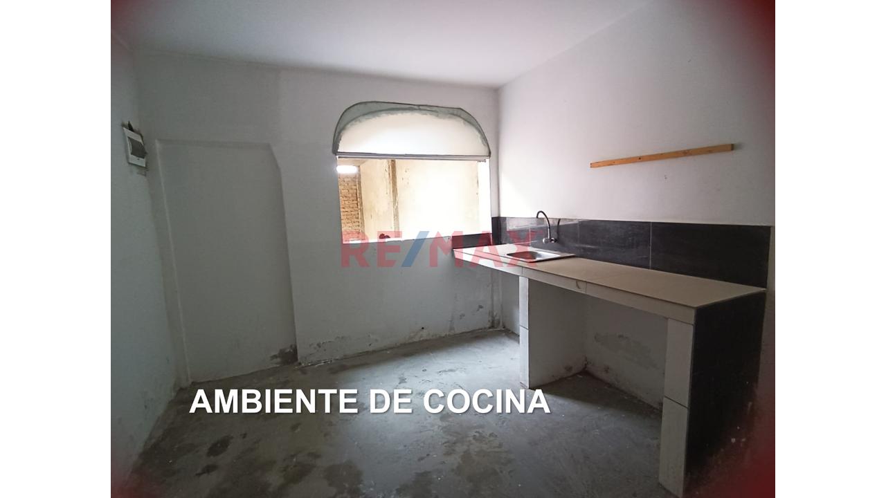 🔥 Oportunidad Para Constructoras E Inversionistas: 252 M² En Zona Comercial - Av Trapiche - Distrito De Comas - 10