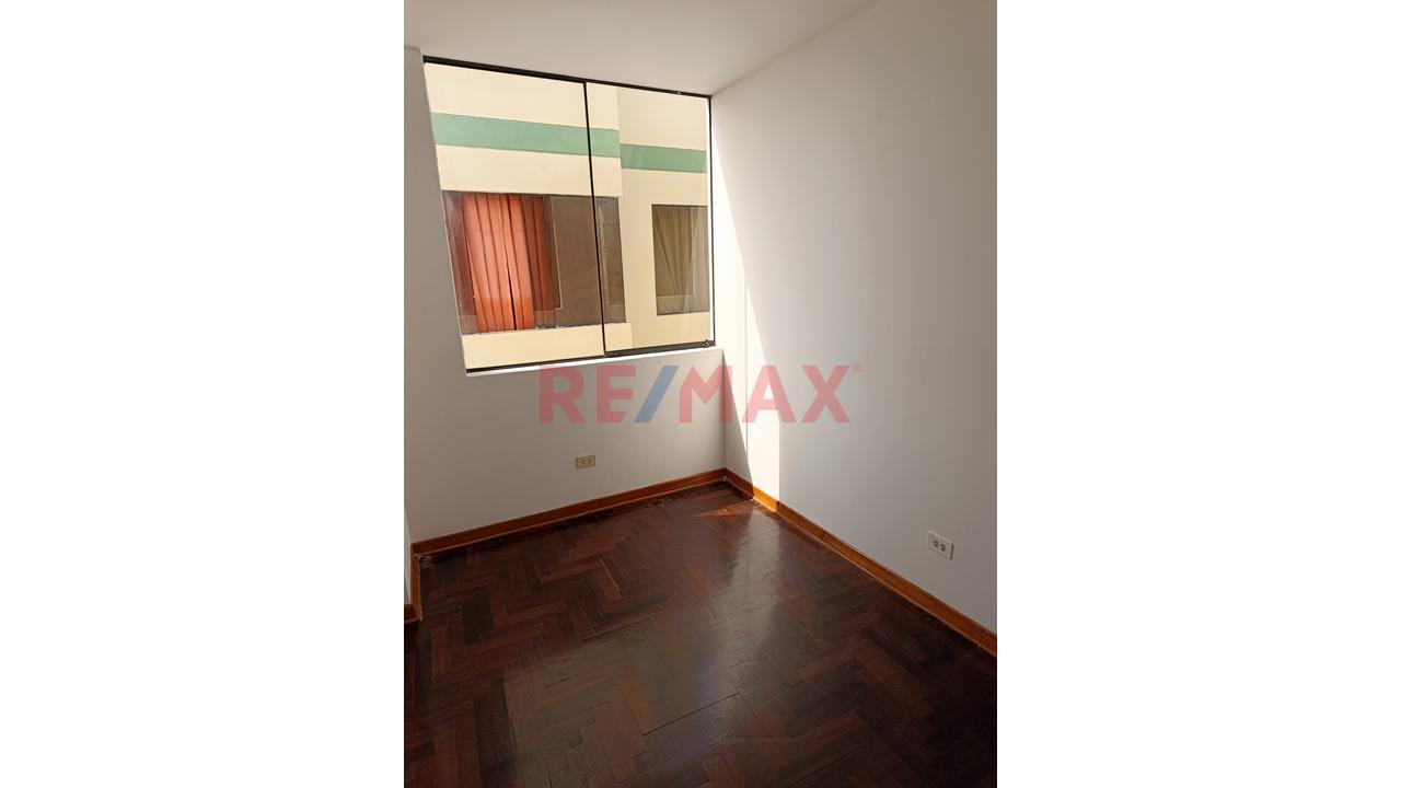 ¡Luz, Tranquilidad Y Excelente Ubicación En San Miguel! Departamento De 2 Dormitorios, 2 Baños Completos Y Un Estudio En Alquiler — foto 6