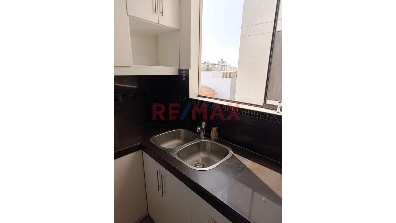 ¡Luz, Tranquilidad Y Excelente Ubicación En San Miguel! Departamento De 2 Dormitorios, 2 Baños Completos Y Un Estudio En Alquiler — foto 10