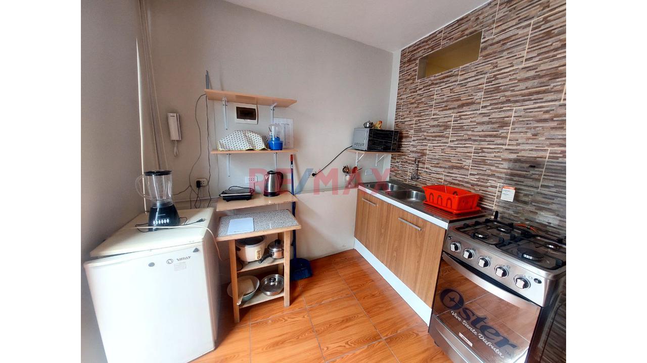 Alquiler De Mini Departamento Amoblado En 2Do Nivel Huertos De La Molina — foto 12