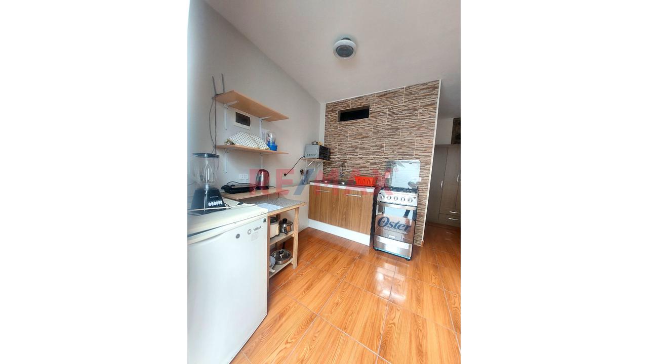 Alquiler De Mini Departamento Amoblado En 2Do Nivel Huertos De La Molina — foto 6