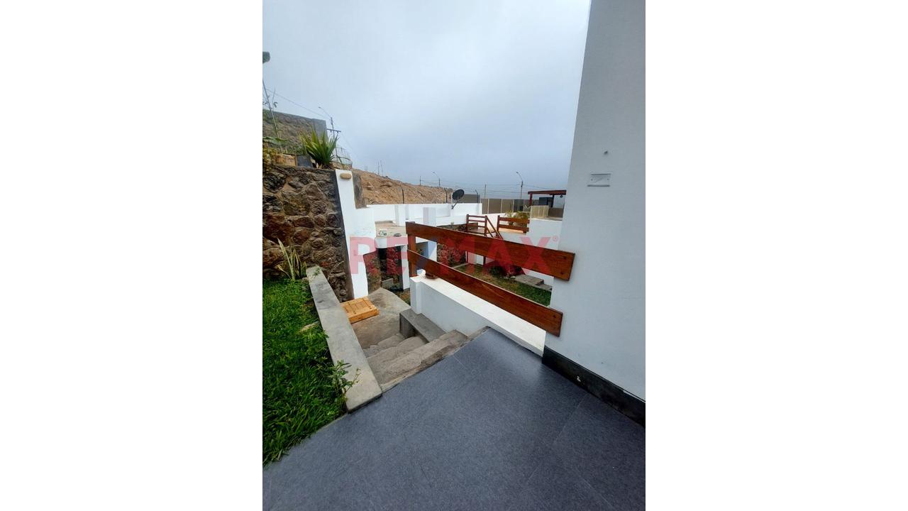 Alquiler De Mini Departamento Amoblado En 2Do Nivel Huertos De La Molina — foto 13