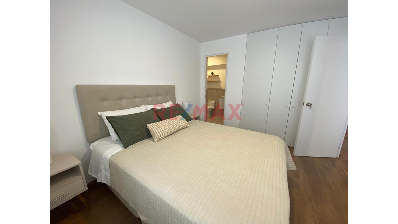 Departamento  Estreno  Amoblado En Alquiler En San Isidro De 2Habitaciones Con Estacioanamiento — foto 9
