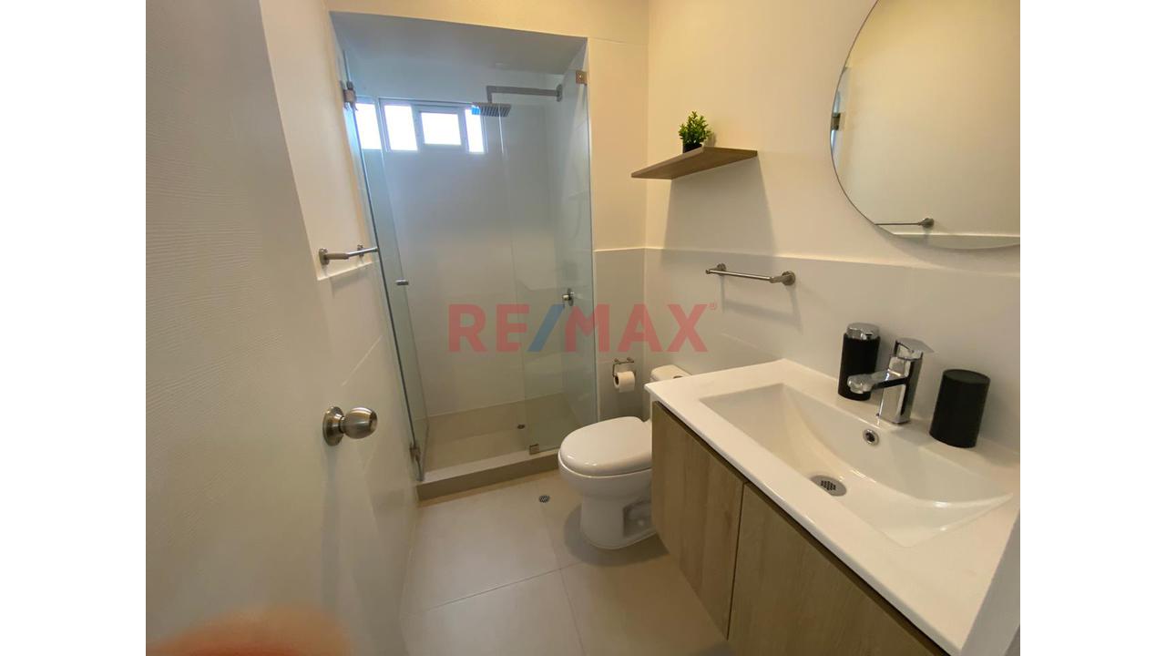 Departamento  Estreno  Amoblado En Alquiler En San Isidro De 2Habitaciones Con Estacioanamiento — foto 11