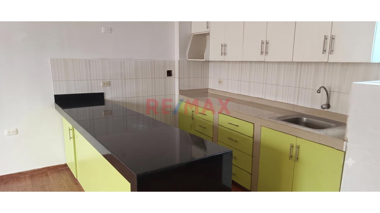Casa Multifamiliar En Venta — 5 Pisos Independizados | Urb. El Naranjal, San Martín De Porres - 19