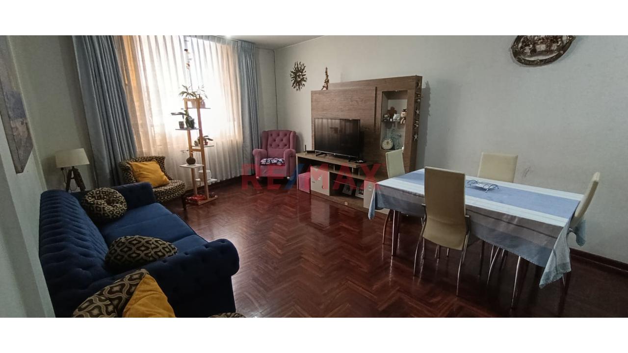 Casa Multifamiliar En Venta — 5 Pisos Independizados | Urb. El Naranjal, San Martín De Porres — foto 7