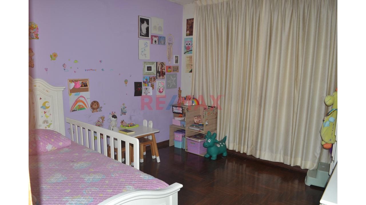 Casa Multifamiliar En Venta — 5 Pisos Independizados | Urb. El Naranjal, San Martín De Porres — foto 10