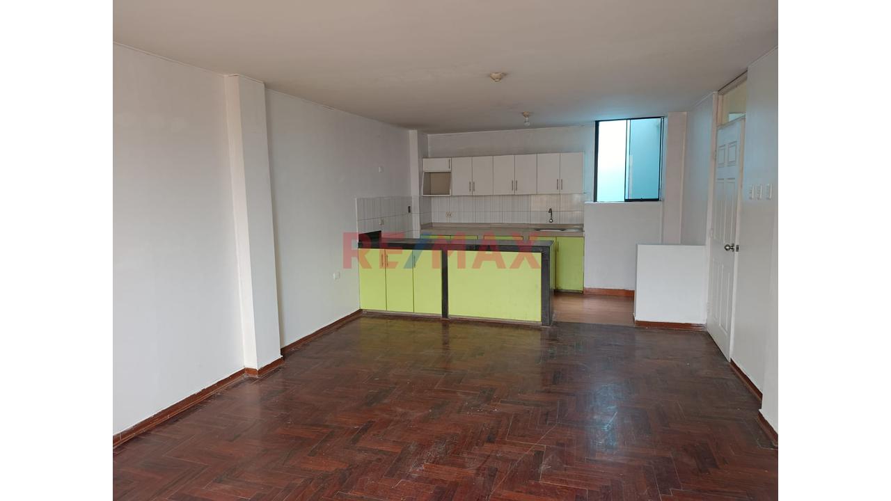 Casa Multifamiliar En Venta — 5 Pisos Independizados | Urb. El Naranjal, San Martín De Porres - 20