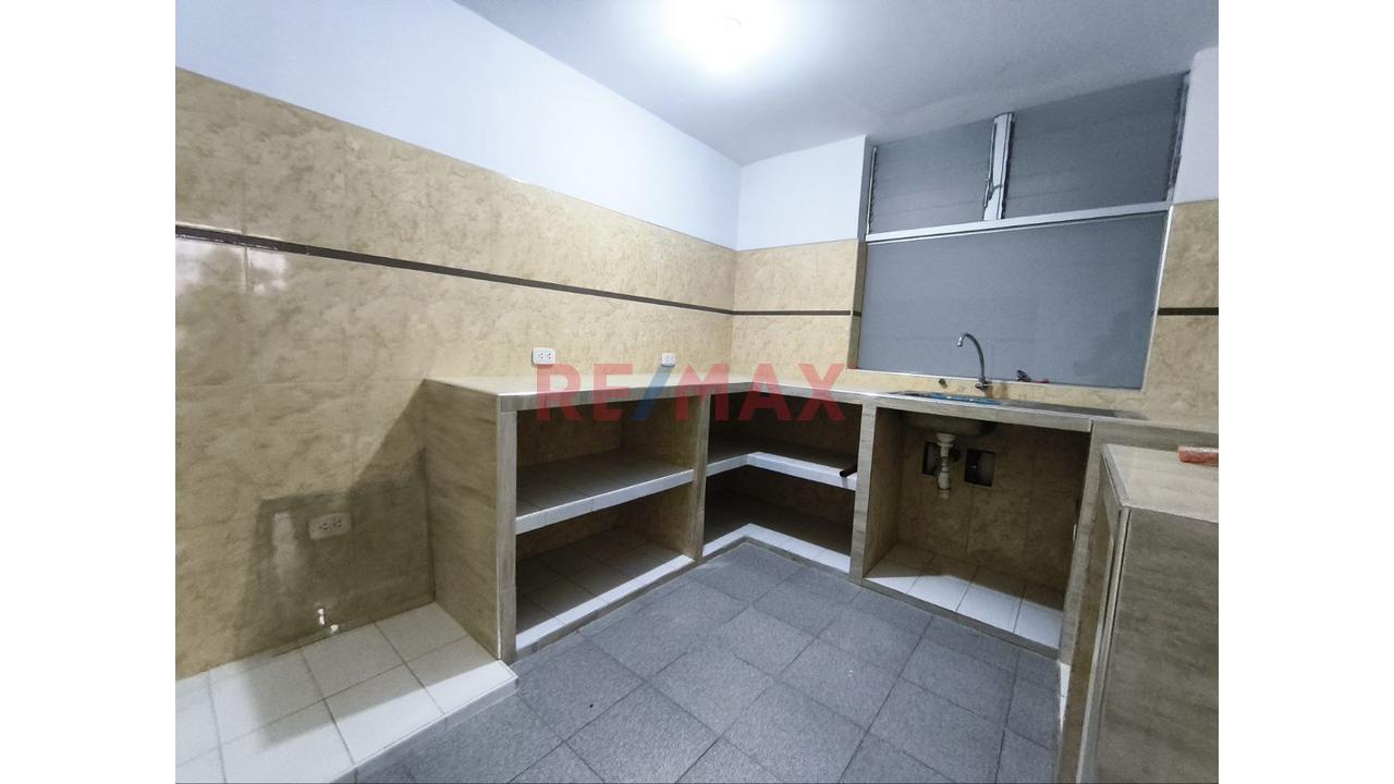 Venta De Departamento En Larry Jhonson En Cajamarca - 4