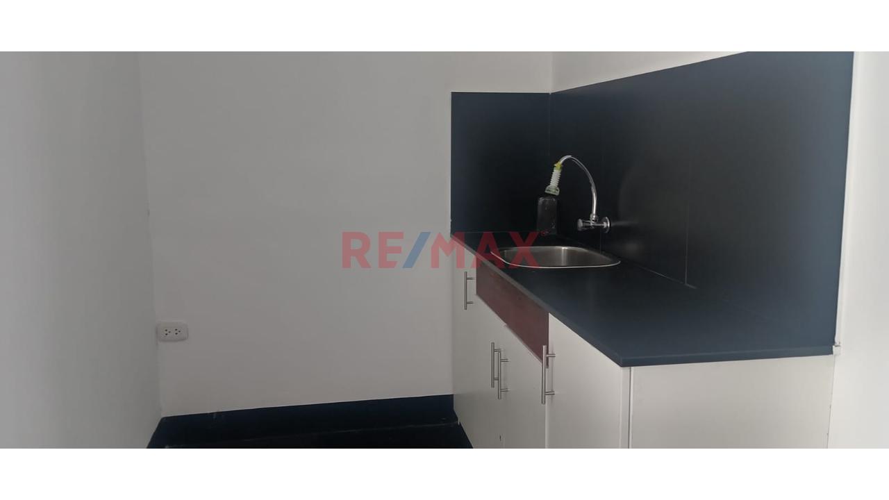 Oficina En Alquiler – 4To Piso | Sol De La Molina (78 M²) - 11