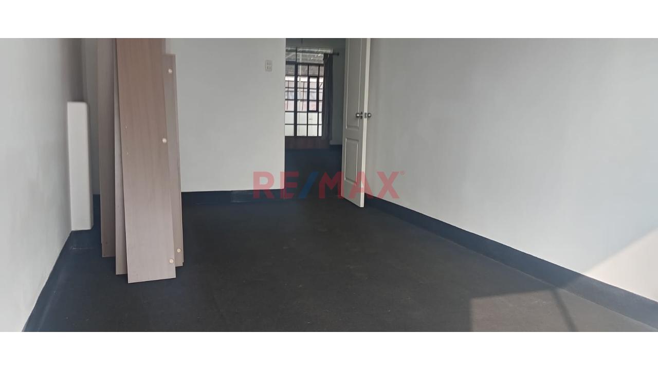 Oficina En Alquiler – 4To Piso | Sol De La Molina (78 M²) - 2