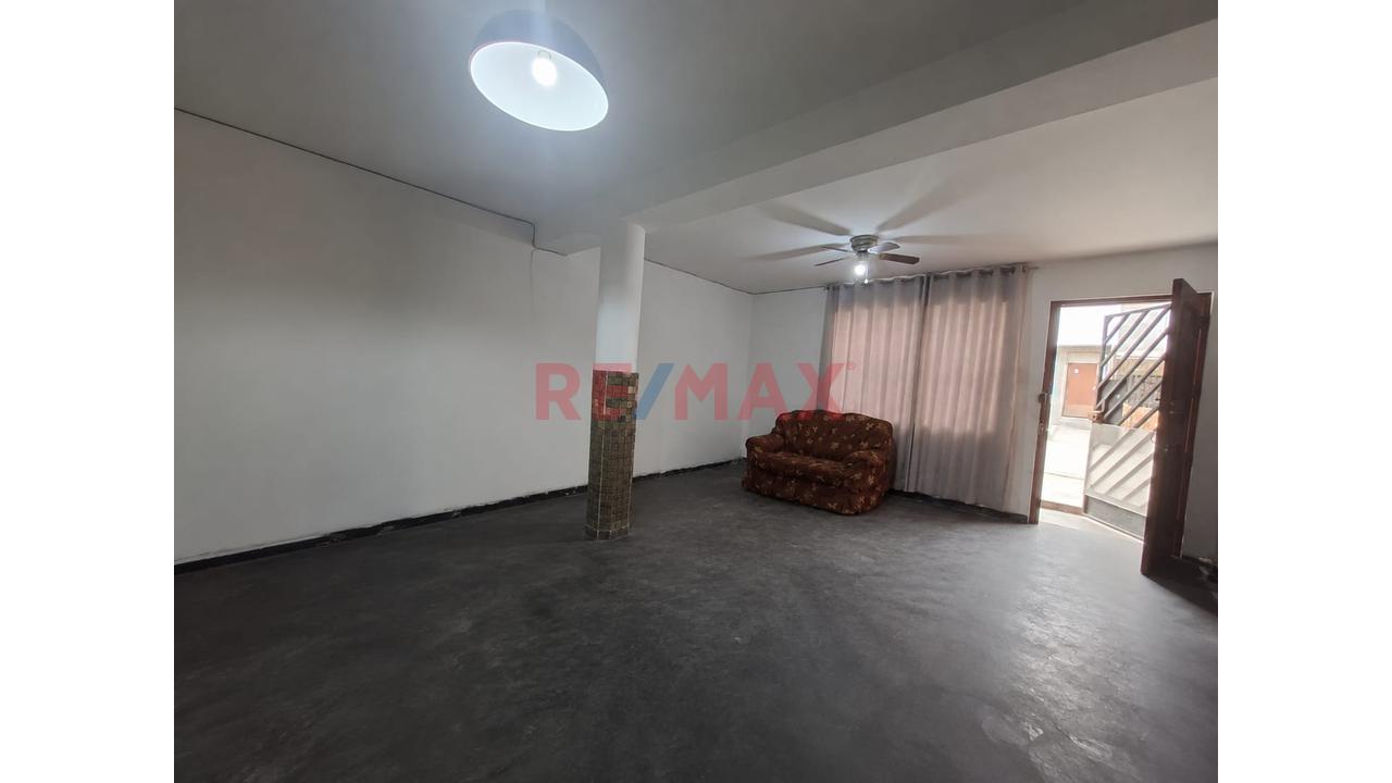 Se Vende Casa De 3 Pisos Como Terreno - 5