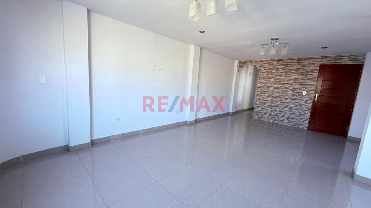 Villa María Del Triunfo 2 Departamentos Al Precio De 1 Mas Aires🏡 - 8