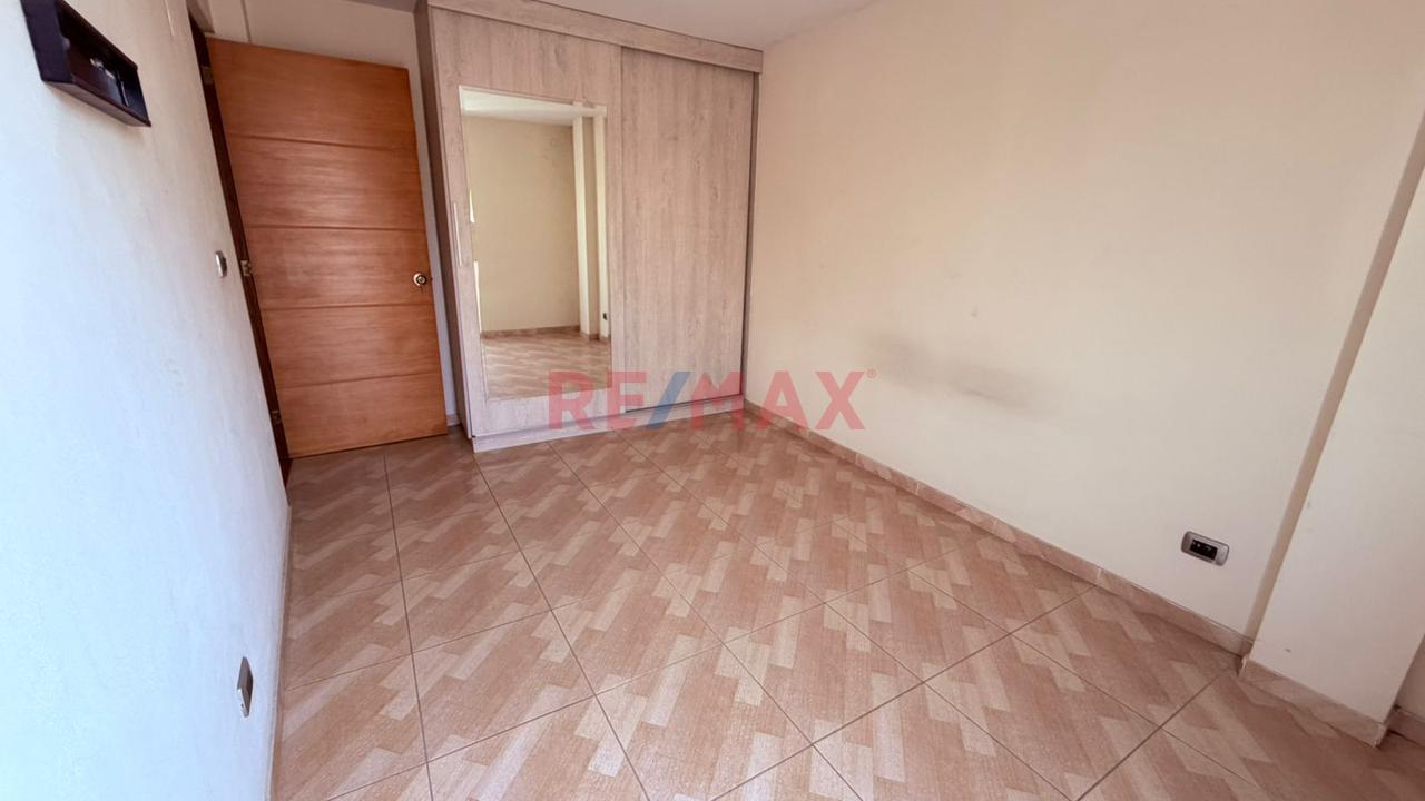Villa María Del Triunfo 2 Departamentos Al Precio De 1 Mas Aires🏡 - 12